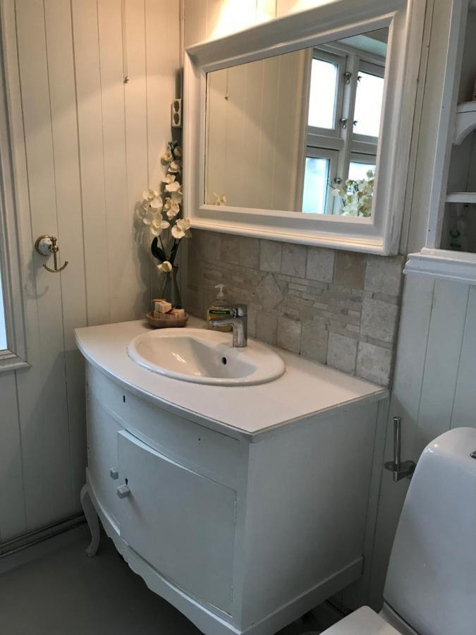 Smabruket Stall Solheim Rodby Exterior foto